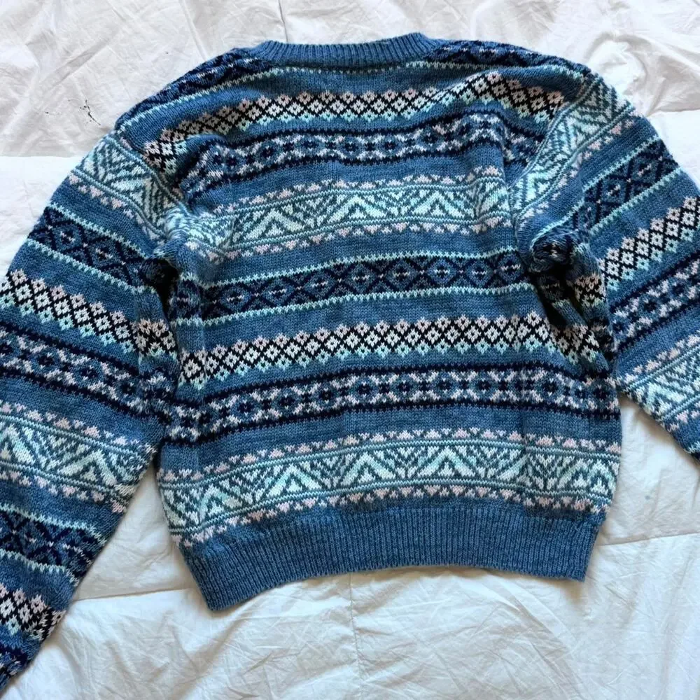 Vintage 90s fair isle blue knit v neck sweater sz PM cozy‎ cottagecore winter
